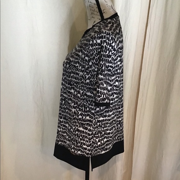 Animal Print Top - Picture 2 of 7